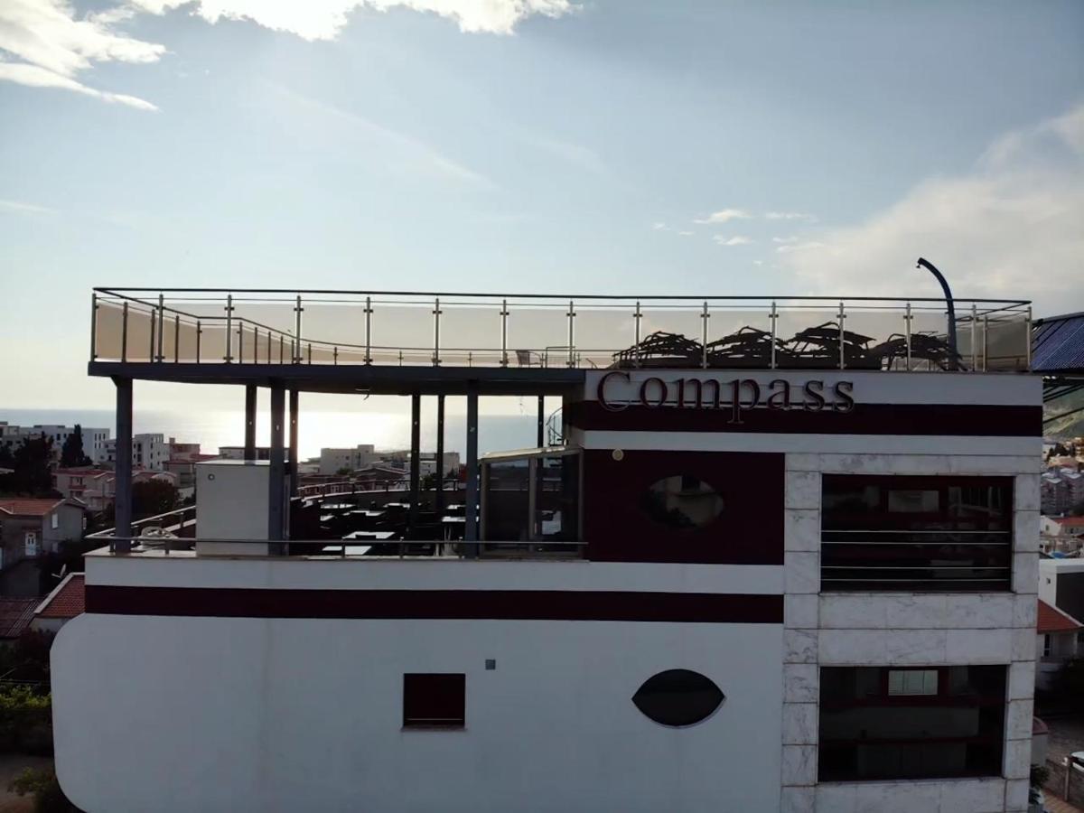 Compass Aparthotel Dobra Voda Kültér fotó