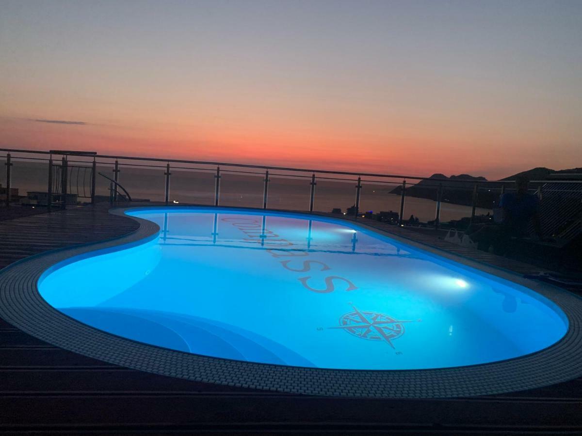 Compass Aparthotel Dobra Voda Kültér fotó