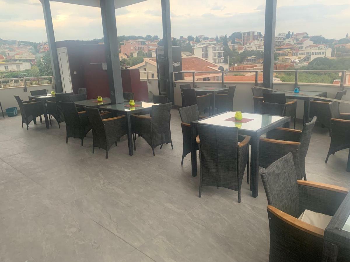 Compass Aparthotel Dobra Voda Kültér fotó